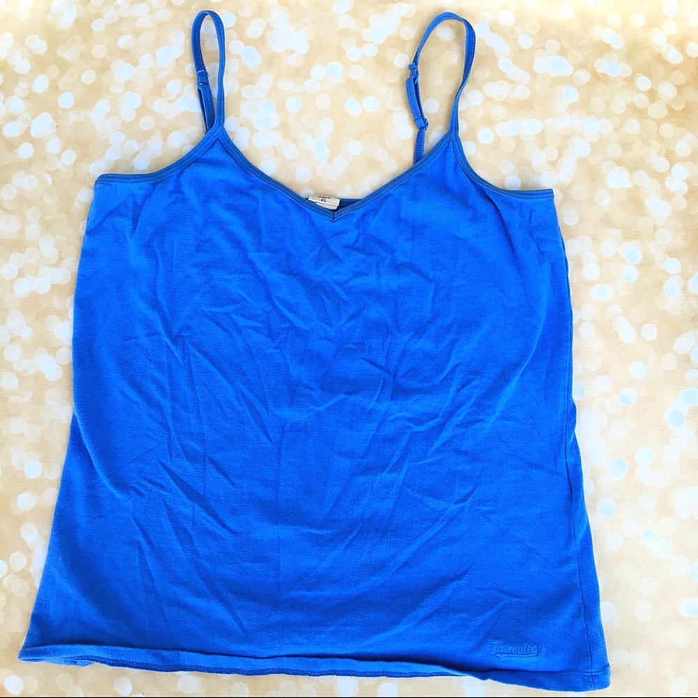 🧜🏻‍♀️ Blue tank top
